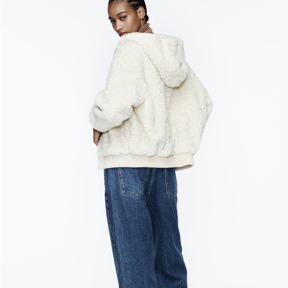 HOODED FLEECE JACKET - Ecru - Picture 3 of 11